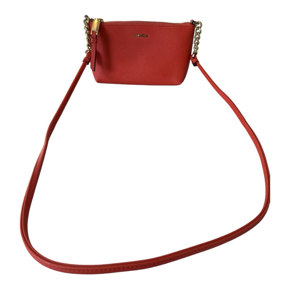 Calvin Klein Hayden Chain Mini Crossbody . - Picture 4 of 8